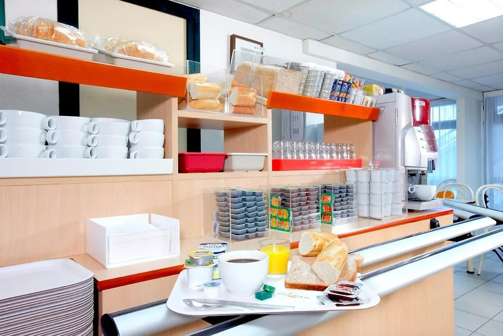 Premiere Classe Tarbes - Bastillac Hotel
